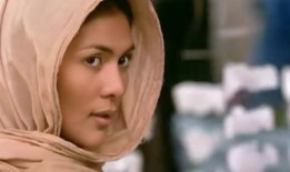 晚娘2在线直播观看,激情燃烧的夜晚，情感纠葛再掀高潮