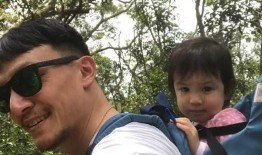 父亲爆料女儿生活视频,揭秘青春岁月里的点滴回忆